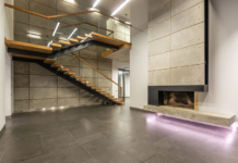 How to Incorporate Glass in Modern House Interior